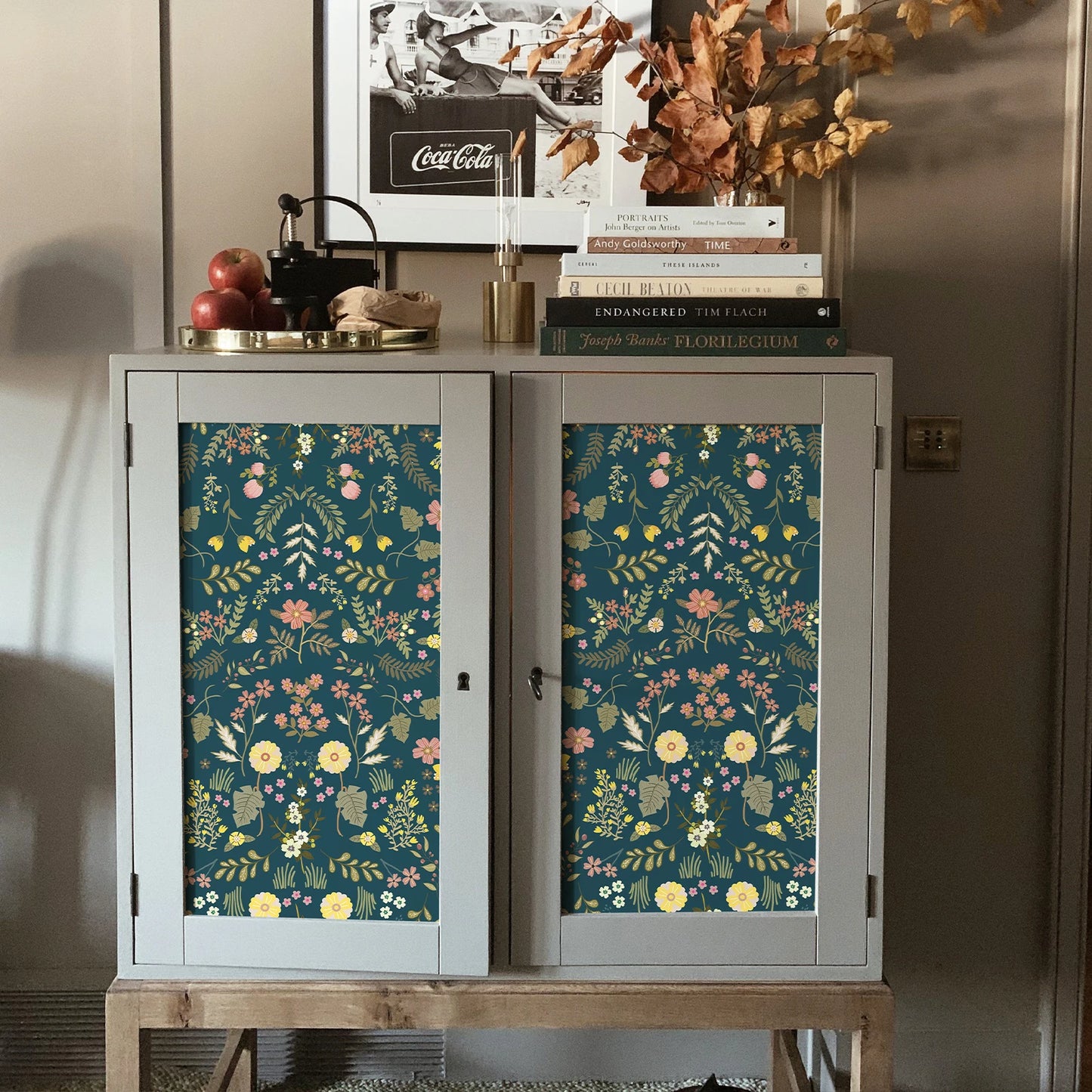 Classic Floral Peel & Stick Wallpaper – Waterproof PVC