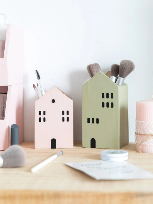 Cartoon House Pencil Holder – Wooden Desk Organizer & Room Decor