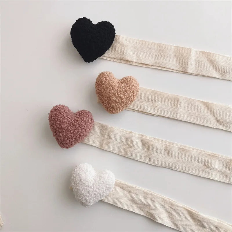 Plush Heart Curtain Tieback – Cute Elastic Curtain Holder for Kids Room Décor