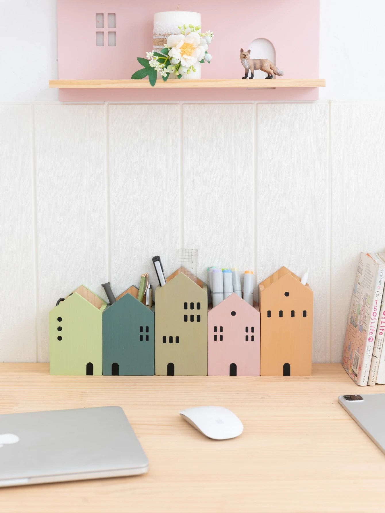 Cartoon House Pencil Holder – Wooden Desk Organizer & Room Decor
