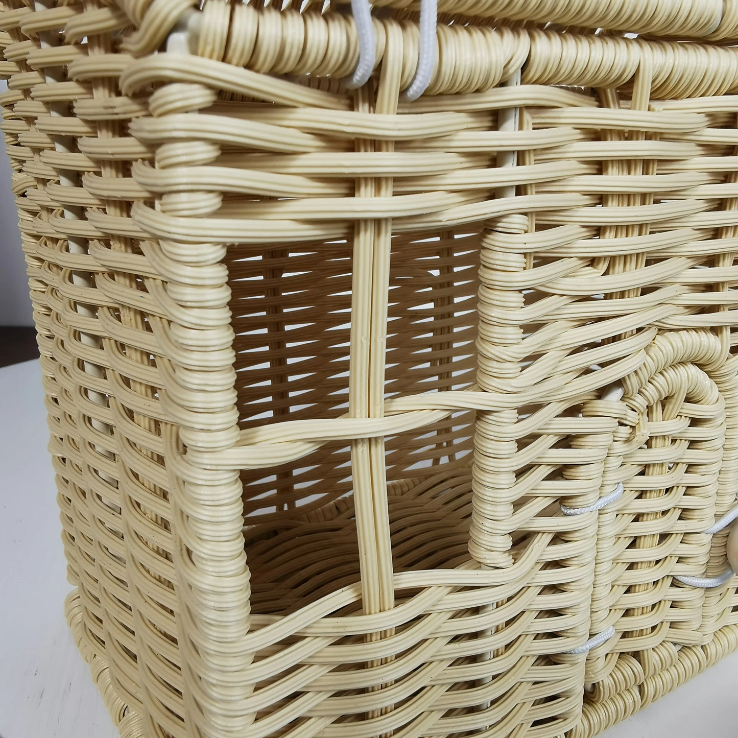 DIY House-Shaped Wicker Basket with Lid – Decorative Rattan Storage Basket